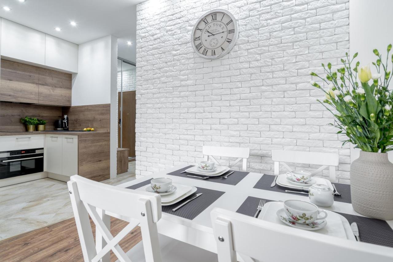 Apartament G11 Z Miejscem Parkingowym Торунь Екстер'єр фото
